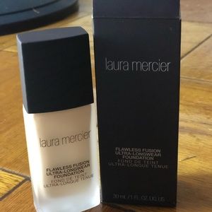 laura mercier flawless foundation